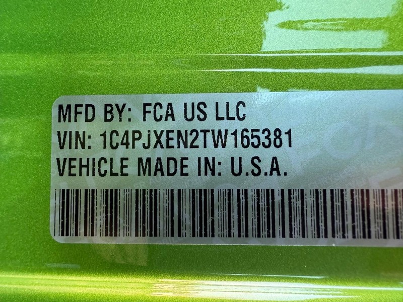 Jeep Wrangler Vehicle Full-screen Gallery Image 33