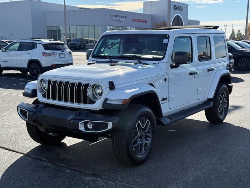 Jeep Wrangler Vehicle Full-screen Gallery Image 8