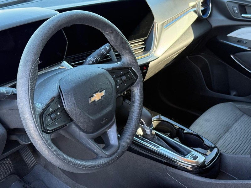 Chevrolet Trax Vehicle Full-screen Gallery Image 19