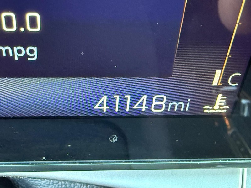 Chevrolet Trax Vehicle Full-screen Gallery Image 29