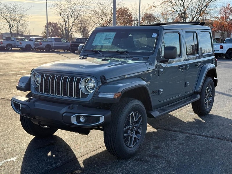 Jeep Wrangler Vehicle Full-screen Gallery Image 8