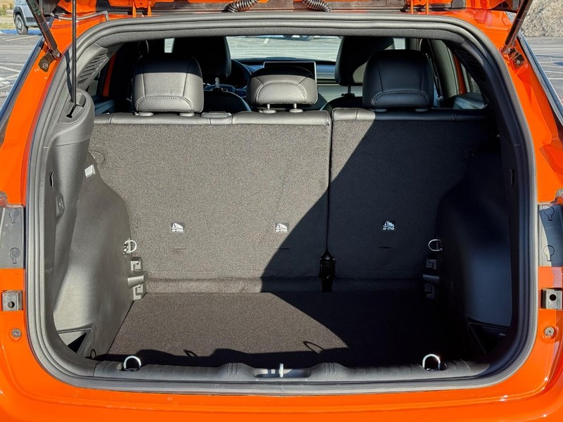 Jeep Compass Vehicle Full-screen Gallery Image 7