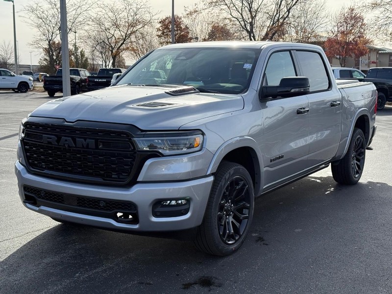 Ram 1500 Vehicle Full-screen Gallery Image 8