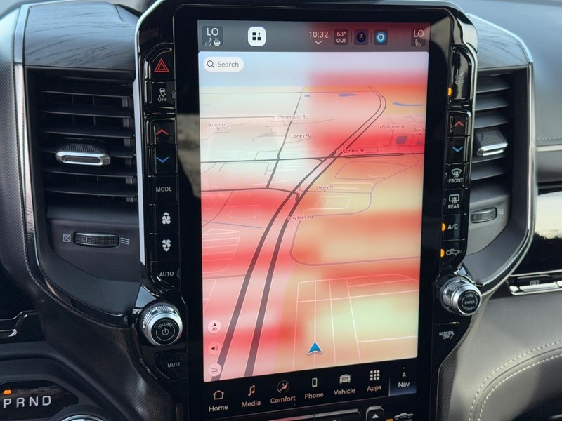 Ram 1500 Vehicle Full-screen Gallery Image 23