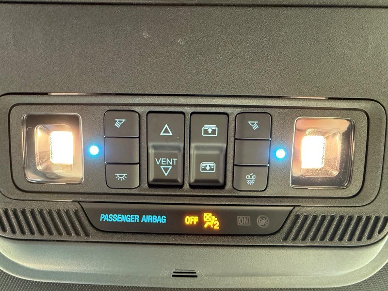 Ford Explorer Vehicle Full-screen Gallery Image 29