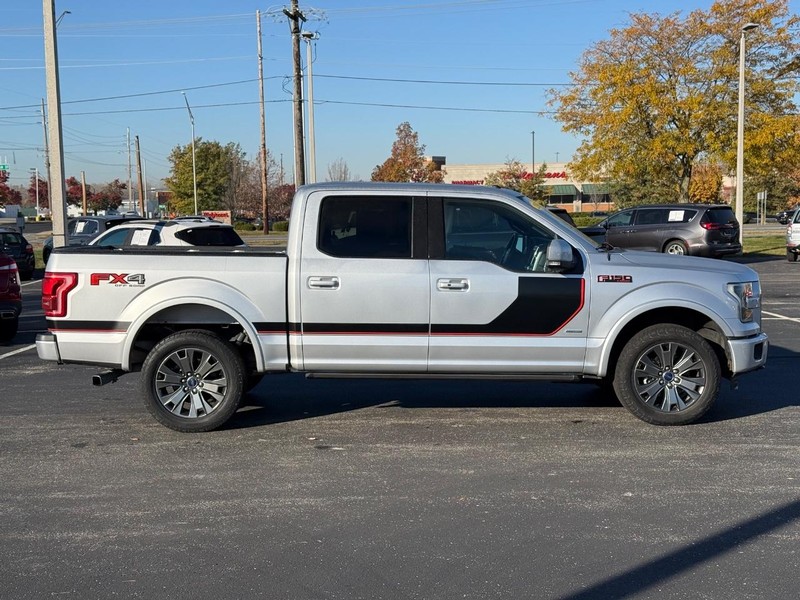 Ford F-150 Vehicle Full-screen Gallery Image 2