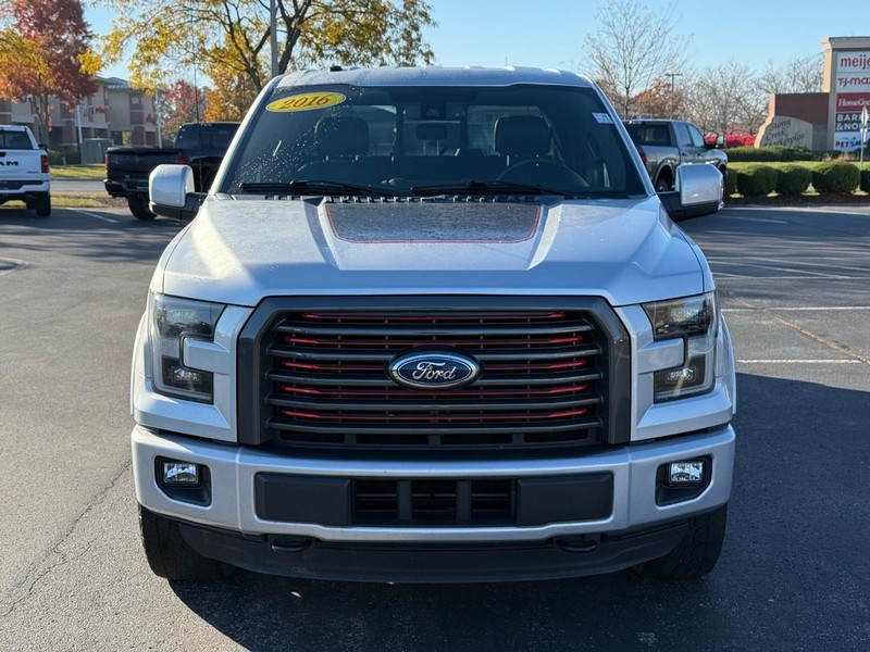 Ford F-150 Vehicle Full-screen Gallery Image 9