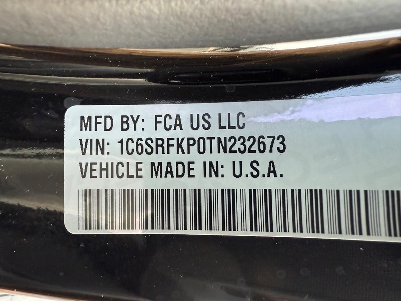 Ram 1500 Vehicle Full-screen Gallery Image 30