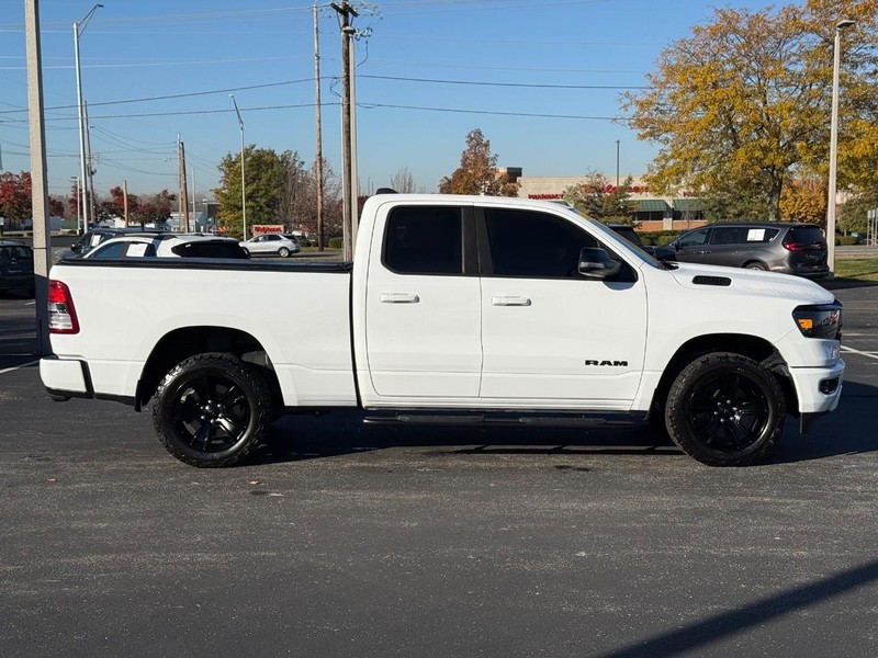 Ram 1500 Vehicle Full-screen Gallery Image 2