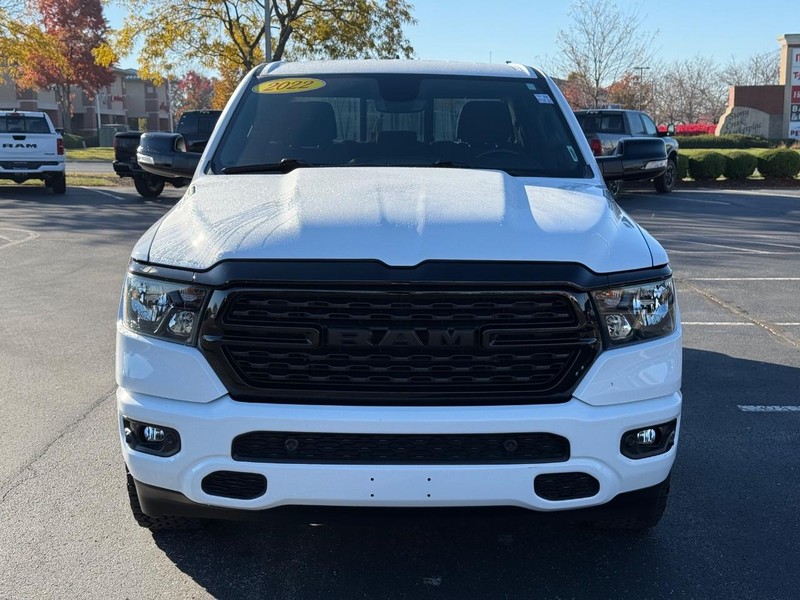 Ram 1500 Vehicle Full-screen Gallery Image 9
