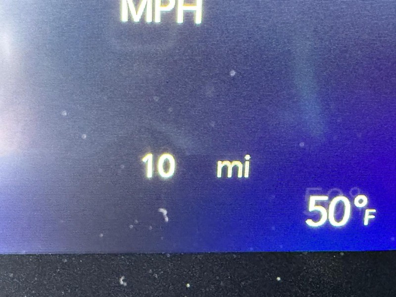 Chrysler Pacifica Vehicle Full-screen Gallery Image 30