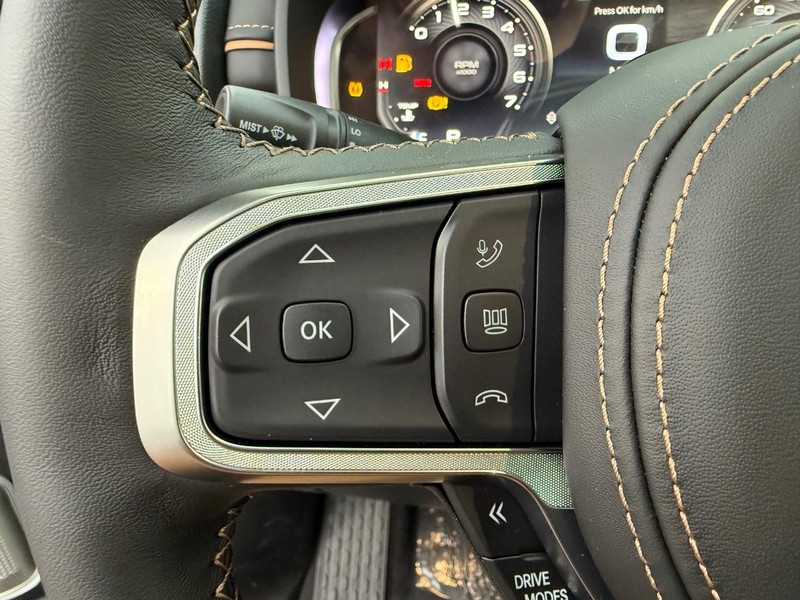 Ram 1500 Vehicle Full-screen Gallery Image 20