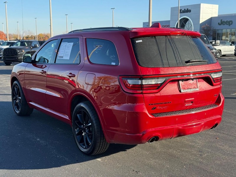 Dodge Durango Vehicle Full-screen Gallery Image 05