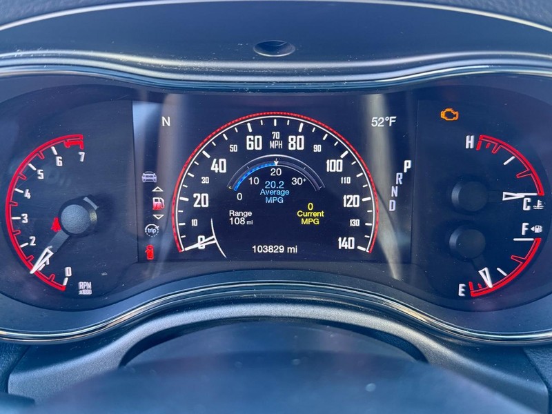 Dodge Durango Vehicle Full-screen Gallery Image 32