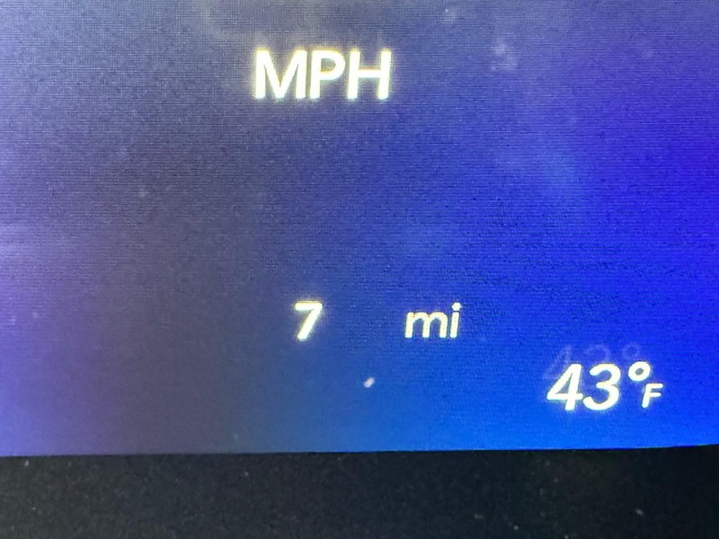 Chrysler Pacifica Vehicle Full-screen Gallery Image 32