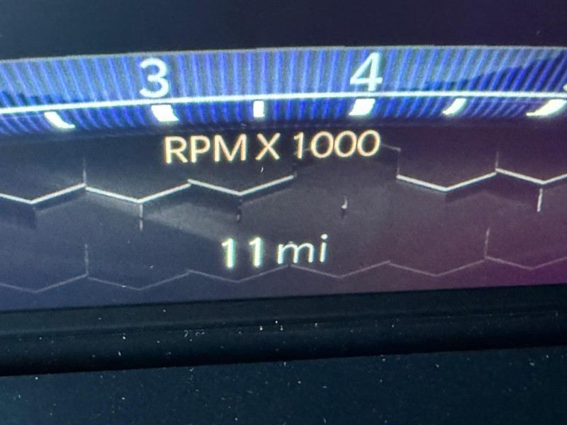 Jeep Compass Vehicle Full-screen Gallery Image 31