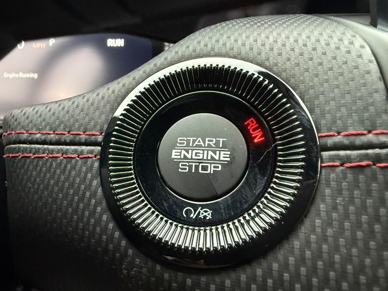 Jeep Compass Vehicle Full-screen Gallery Image 22