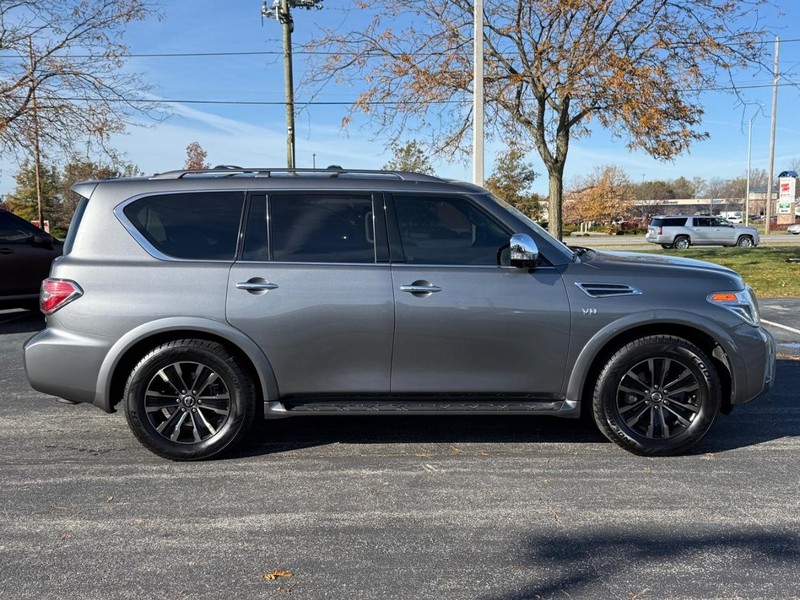 Nissan Armada Vehicle Full-screen Gallery Image 2