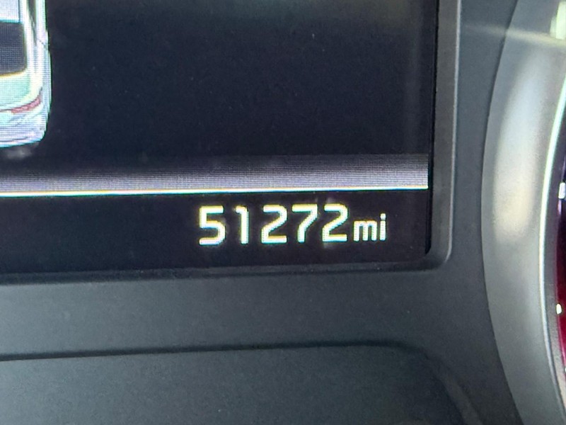 Kia Forte Vehicle Full-screen Gallery Image 27