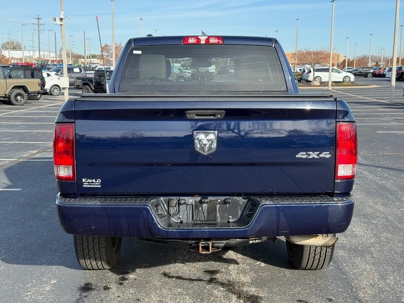 Ram 1500 Vehicle Full-screen Gallery Image 4