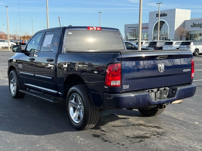 Ram 1500 Vehicle Full-screen Gallery Image 5