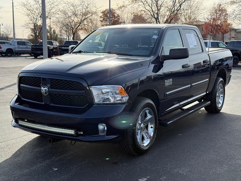 Ram 1500 Vehicle Full-screen Gallery Image 8
