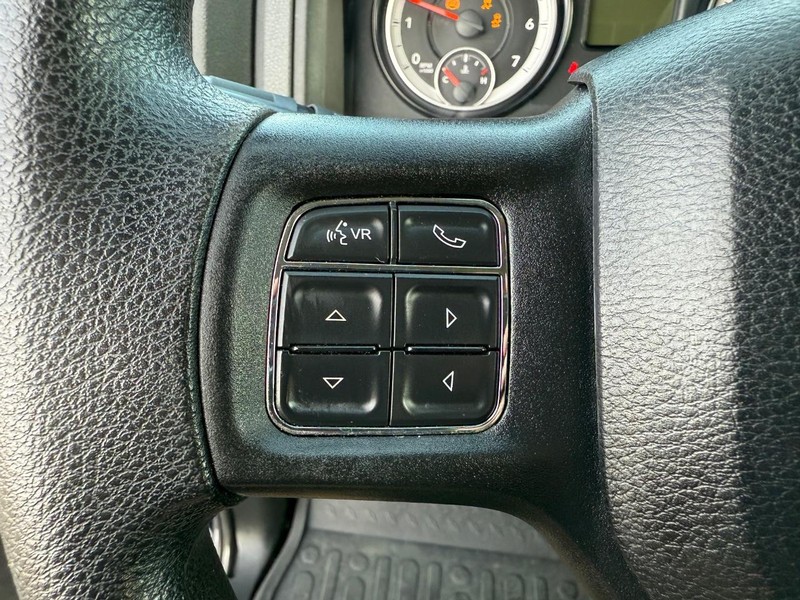 Ram 1500 Vehicle Full-screen Gallery Image 19