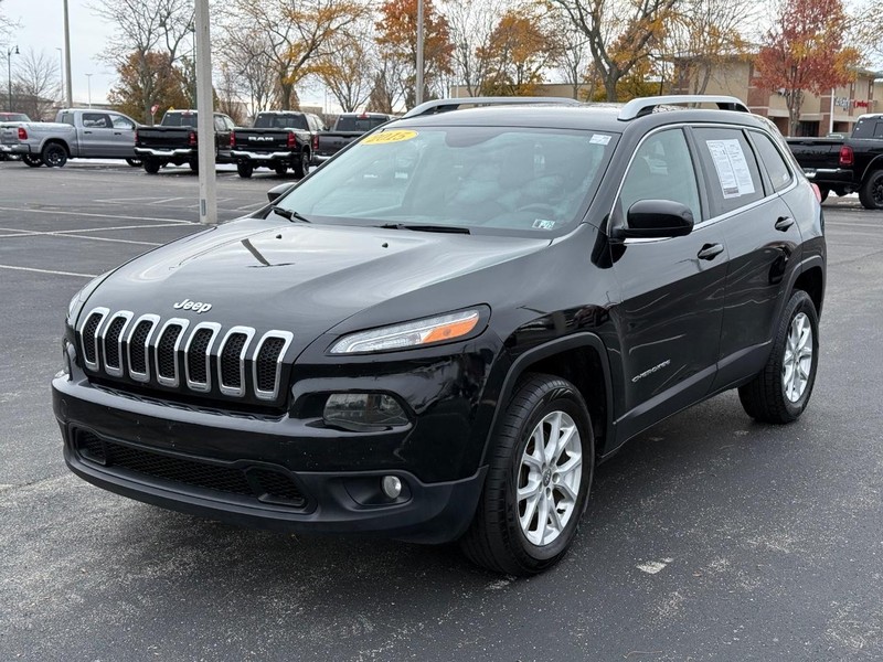 Jeep Cherokee Vehicle Full-screen Gallery Image 9