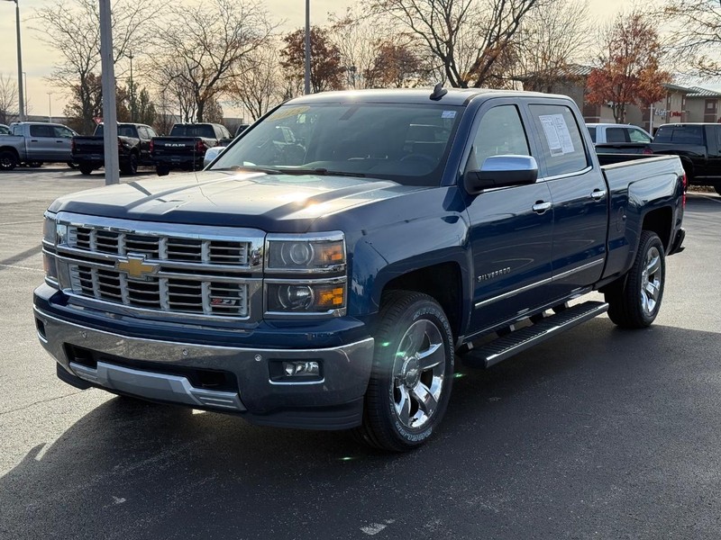 Chevrolet Silverado 1500 Vehicle Full-screen Gallery Image 8