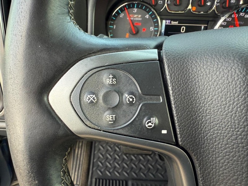 Chevrolet Silverado 1500 Vehicle Full-screen Gallery Image 19