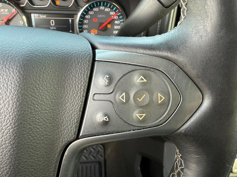 Chevrolet Silverado 1500 Vehicle Full-screen Gallery Image 20