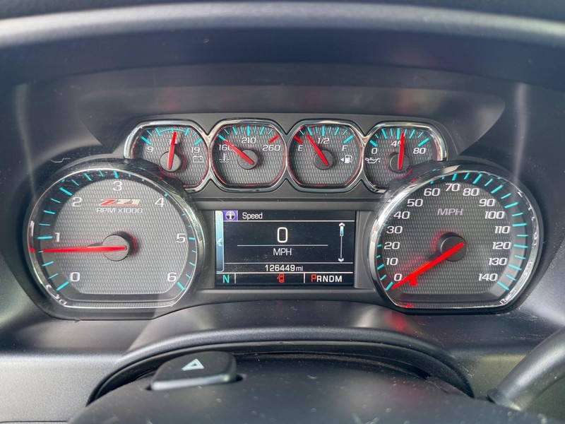 Chevrolet Silverado 1500 Vehicle Full-screen Gallery Image 27