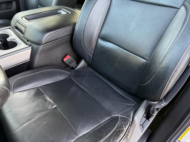 Chevrolet Silverado 1500 Vehicle Full-screen Gallery Image 29