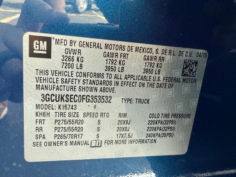 Chevrolet Silverado 1500 Vehicle Full-screen Gallery Image 30