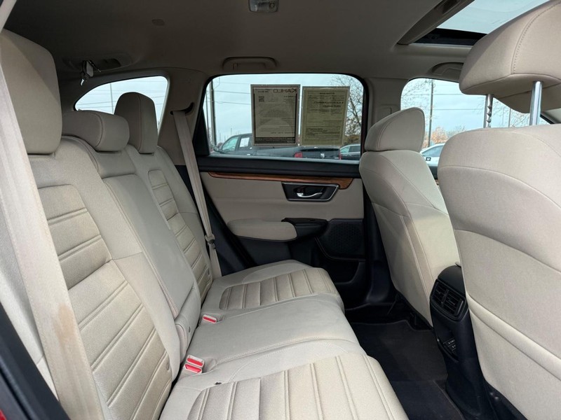 Honda CR-V Vehicle Full-screen Gallery Image 11