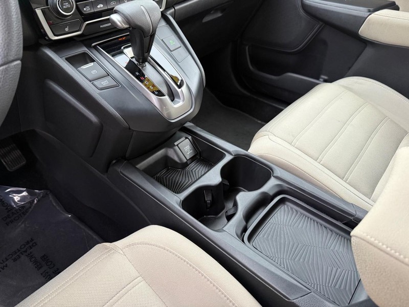 Honda CR-V Vehicle Full-screen Gallery Image 27