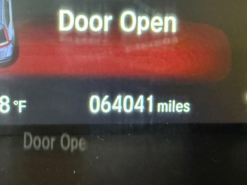 Honda CR-V Vehicle Full-screen Gallery Image 31