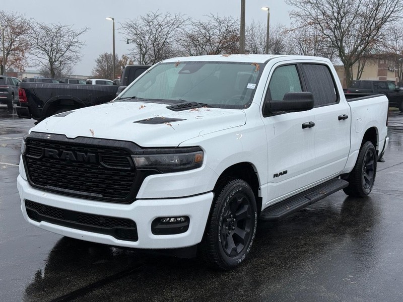 Ram 1500 Vehicle Full-screen Gallery Image 9