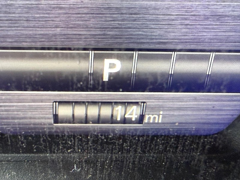 Ram 1500 Vehicle Full-screen Gallery Image 29