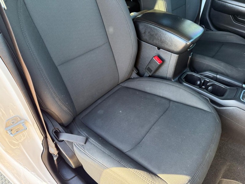 Jeep Wrangler Unlimited Vehicle Full-screen Gallery Image 15