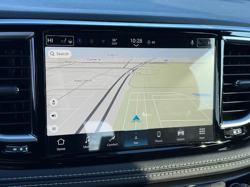 Chrysler Pacifica Vehicle Full-screen Gallery Image 25