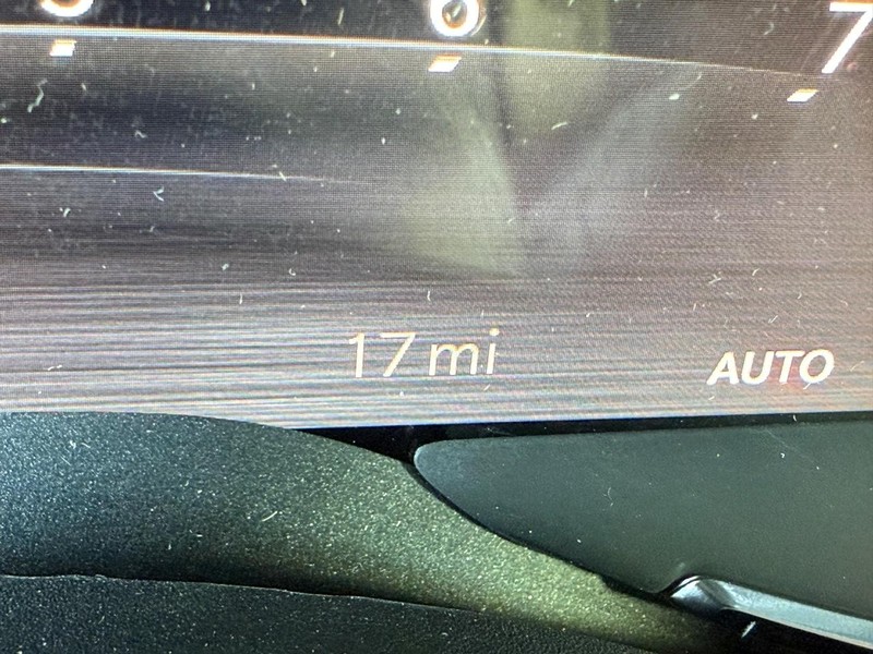 Ram 1500 Vehicle Full-screen Gallery Image 29