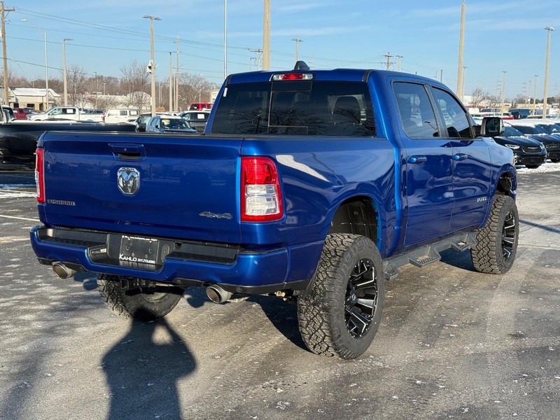 Ram 1500 Vehicle Full-screen Gallery Image 3