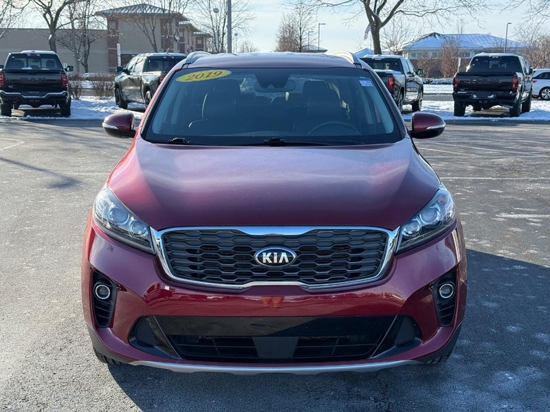 Kia Sorento Vehicle Full-screen Gallery Image 10