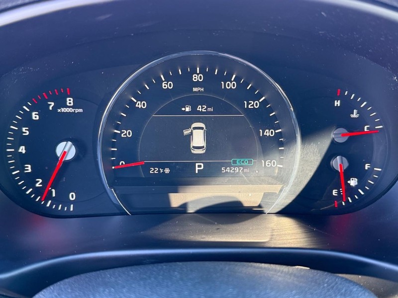 Kia Sorento Vehicle Full-screen Gallery Image 29