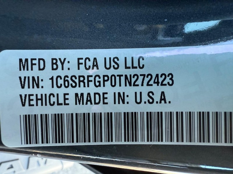 Ram 1500 Vehicle Full-screen Gallery Image 30