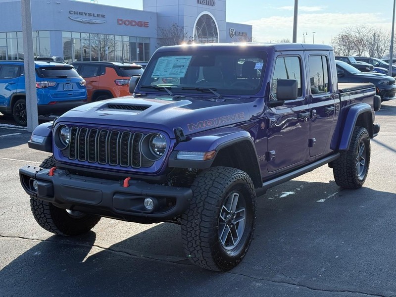 Jeep Gladiator Vehicle Full-screen Gallery Image 8