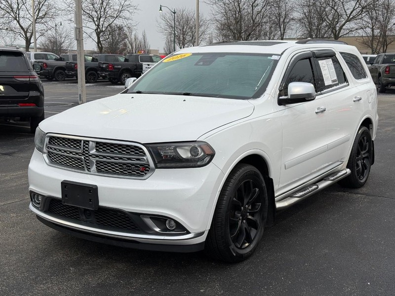 Dodge Durango Vehicle Full-screen Gallery Image 10