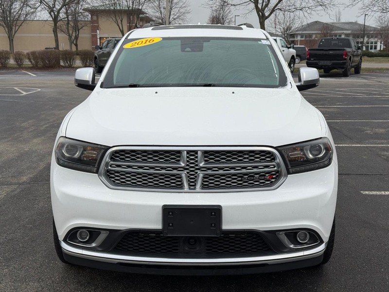 Dodge Durango Vehicle Full-screen Gallery Image 11