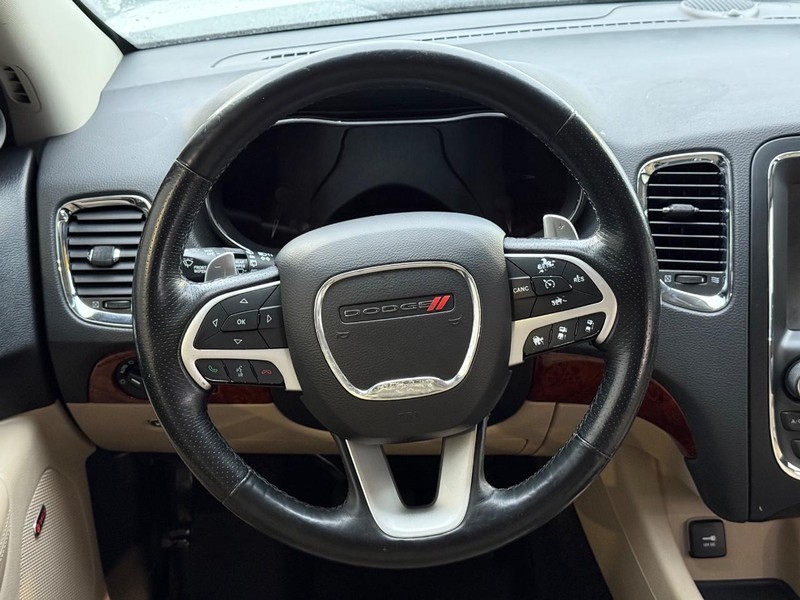 Dodge Durango Vehicle Full-screen Gallery Image 16